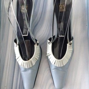 Sling back two toned pumps